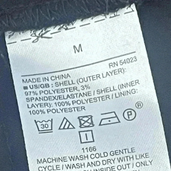 Banana Republic Double Layer Flowy tank top blouse - Picture 4 of 4